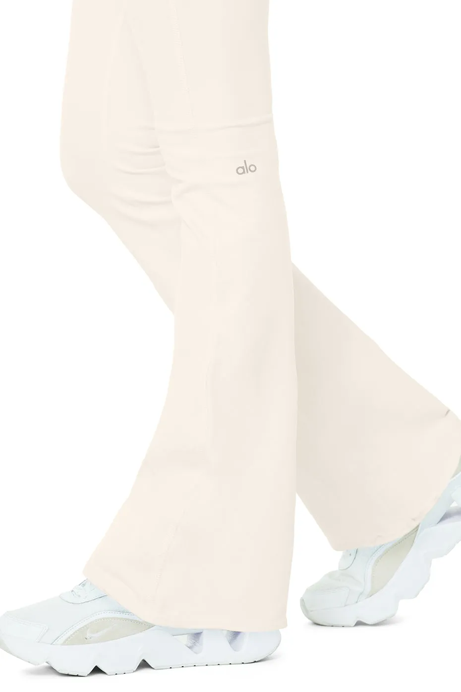 Airbrush High-Waist Bootcut Legging - Ivory