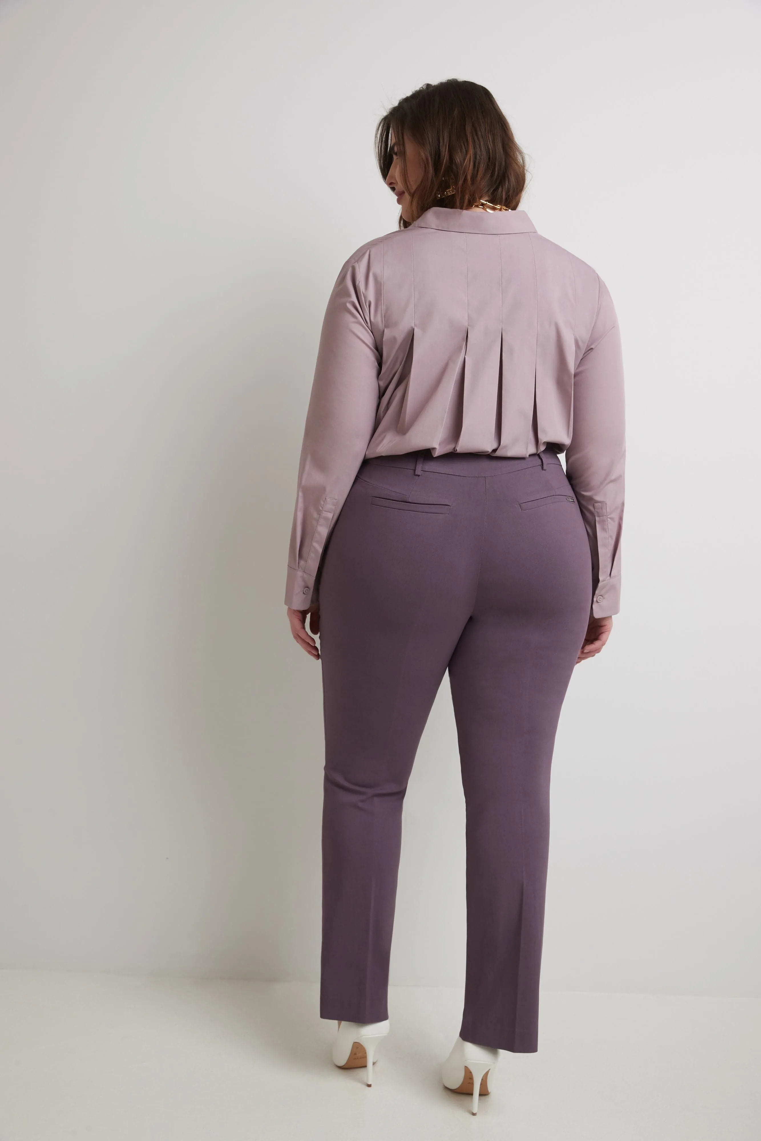 Curvy Pull-on Barely Bootcut Classic Pants